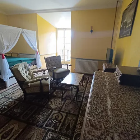 Couette-café Chateau Rustiques 3*