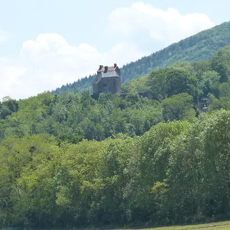 Chateau Rustiques Dans Un Ancien Donjon