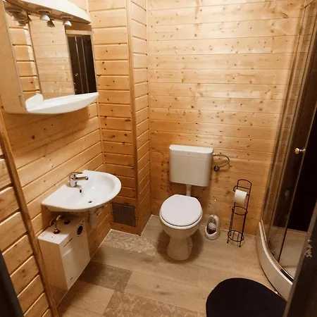 Bed and Breakfast Chateau Rustiques Dans Un Ancien Donjon