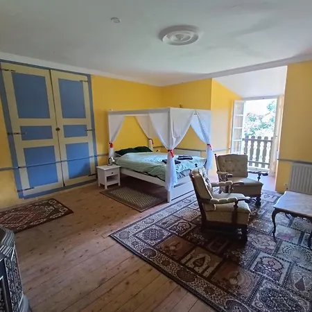 Chateau Rustiques Dans Un Ancien Donjon Bed & Breakfast Montégut