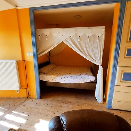 Chateau Rustiques Dans Un Ancien Donjon 3* Montégut