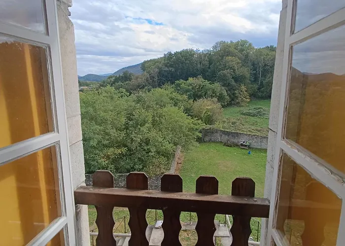 Chateau Charme Rustique Sur Colline فندق مبيت وإفطار