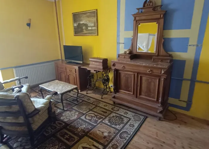 Chateau Charme Rustique Sur Colline فندق مبيت وإفطار