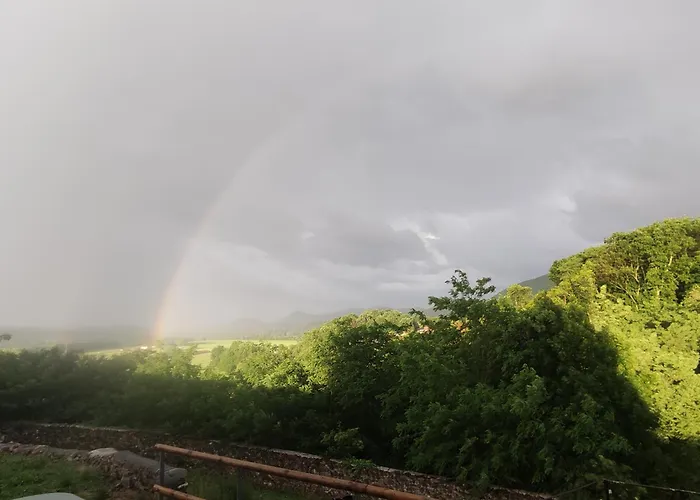 فندق مبيت وإفطار Chateau Charme Rustique Sur Colline