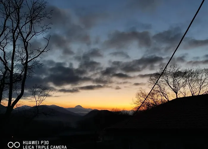 Chateau Sejour Rustique En Tour Du Xiiie Siecle فندق مبيت وإفطار