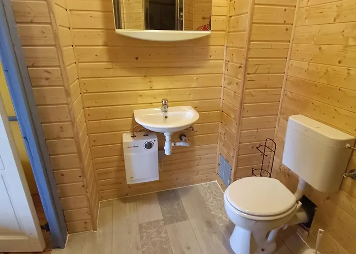 فندق مبيت وإفطار Chateau Charme Rustique Sur Colline 3*