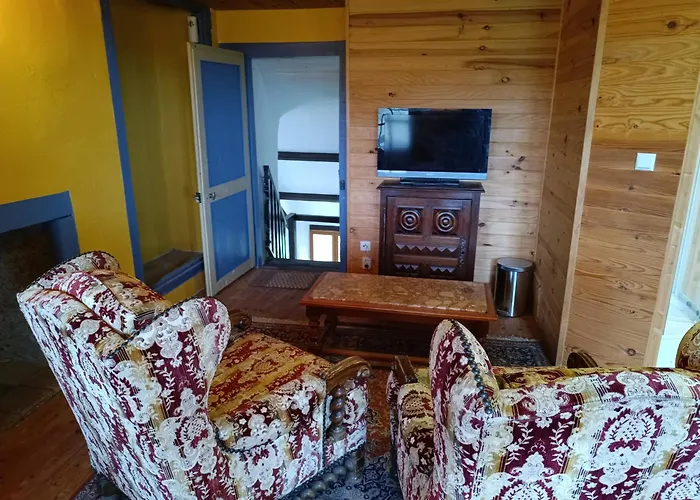 فندق مبيت وإفطار Chateau Sejour Rustique En Tour Du Xiiie Siecle 3*